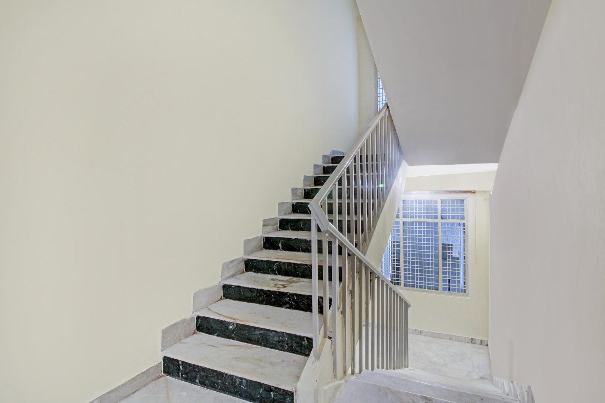 Hotel O Kalyan Kondapur  Ngoại thất bức ảnh
